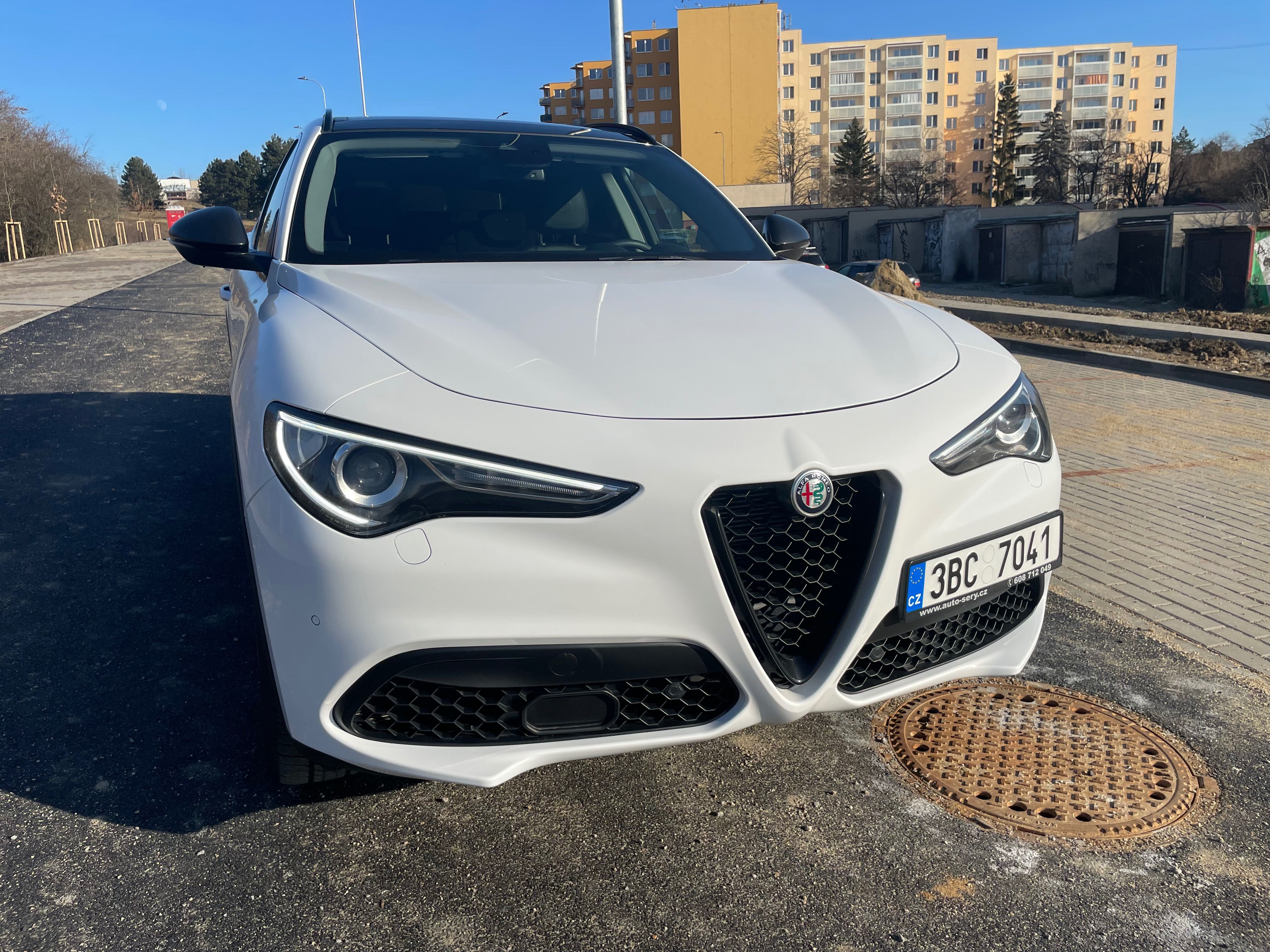 Alfa Romeo Stelvio, Alfa Romeo Stelvio 2.0 Turbo 2 - fotka 6