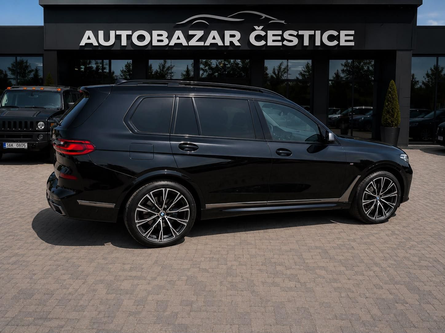 BMW X7, M50d INDIVIDUAL 7 MIST - fotka 6