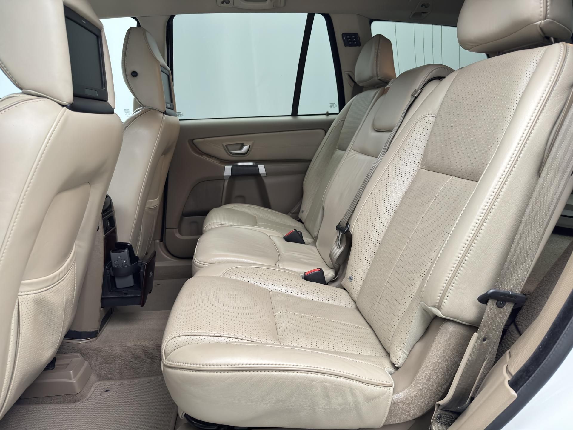 Volvo XC90, D5 AWD EXECUTIVE AUT CZ - fotka 6