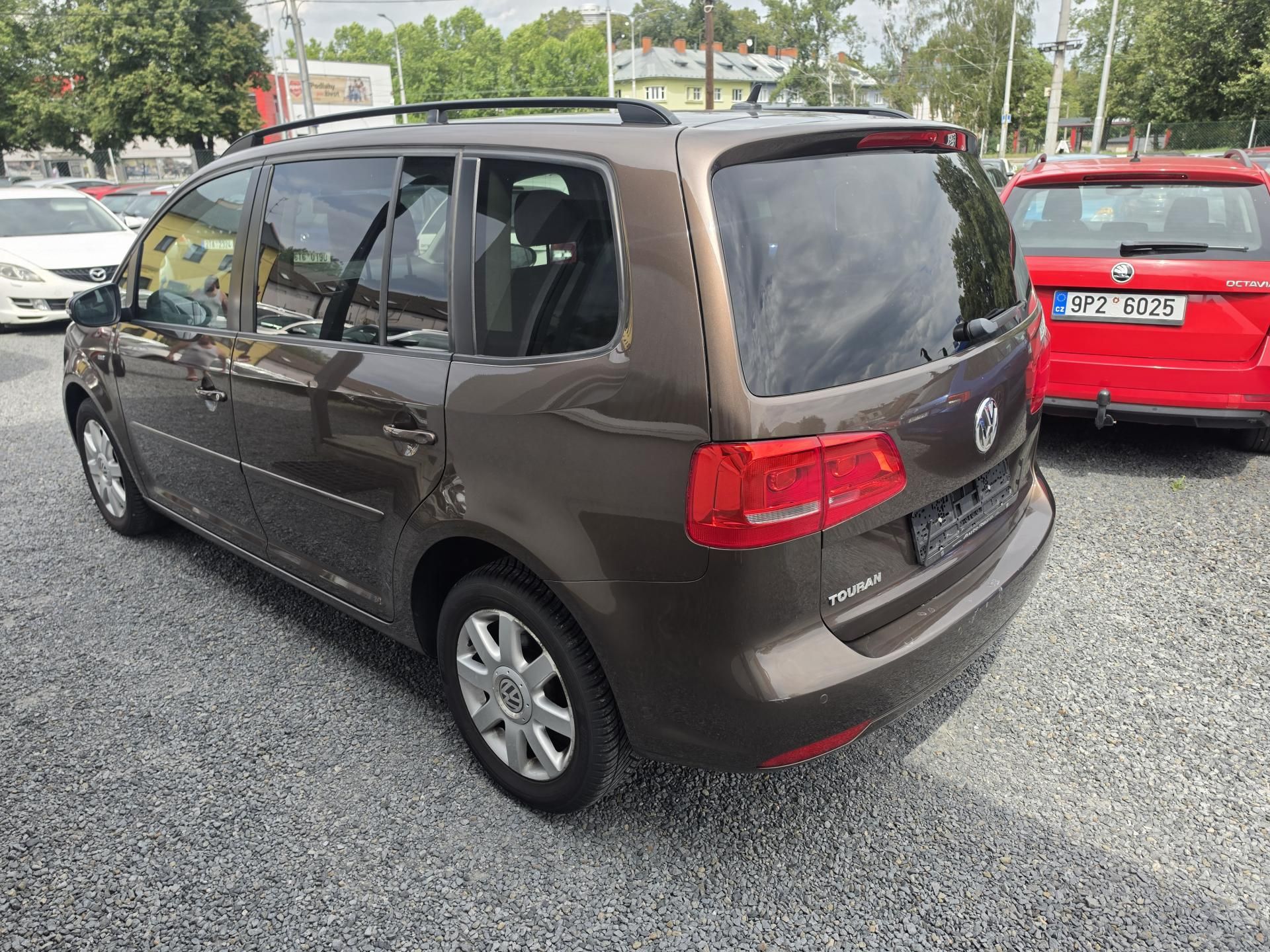 Volkswagen Touran, 1.2 TSI 7 Míst Match - fotka 3