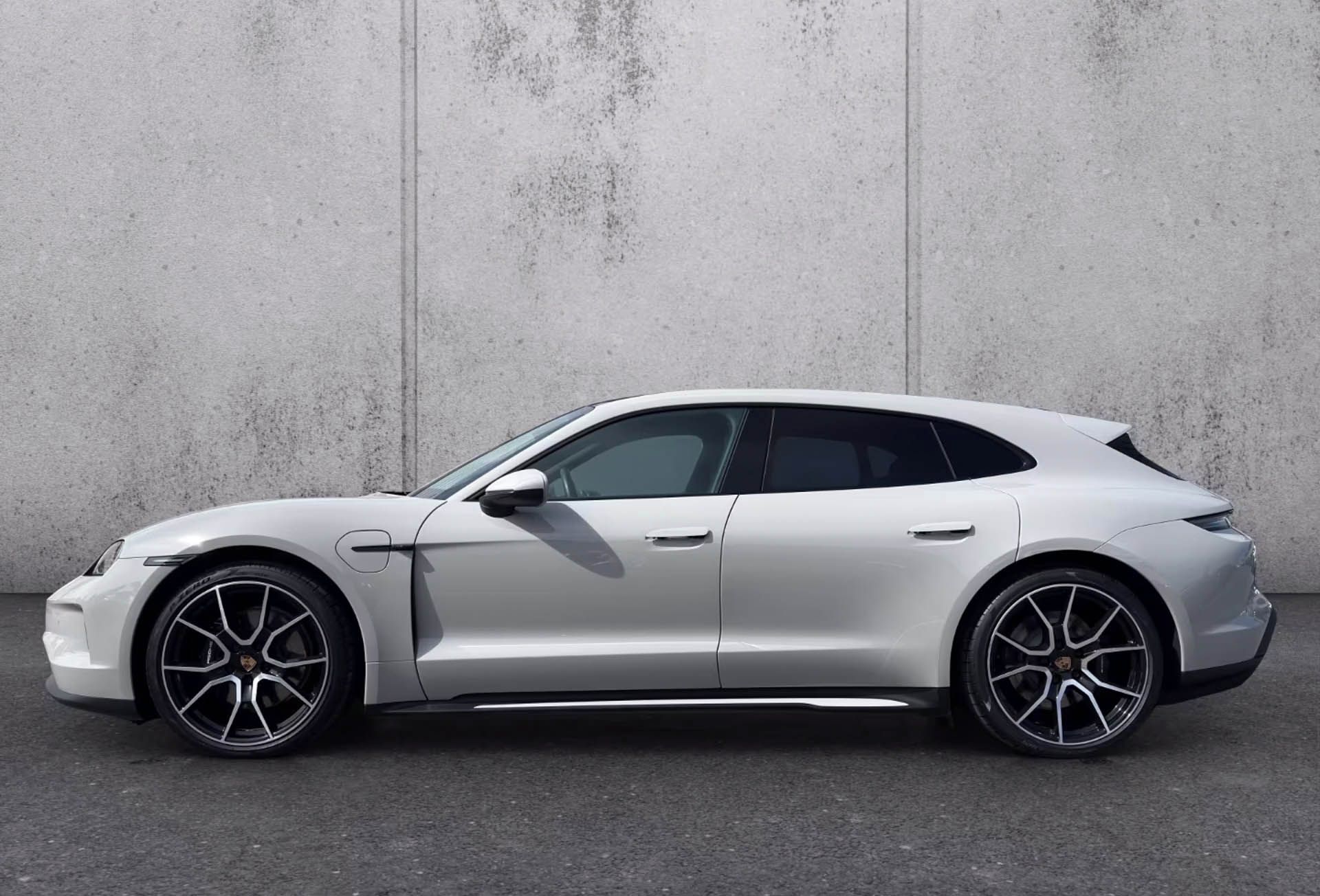 Porsche Taycan, Sport Turismo BOSE Pano Matrix - fotka 4