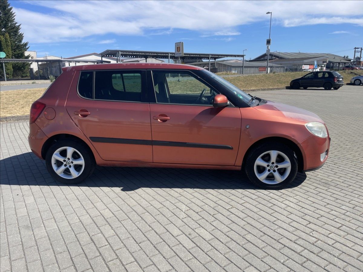Škoda Fabia, 1,4 i 16V Klima Elegance Klima - fotka 5
