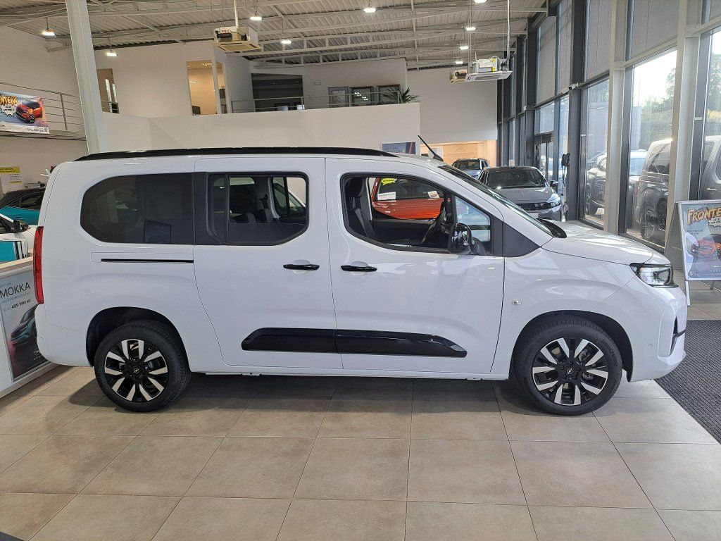 Opel Combo, Elegance Plus XL AT8 7 míst - fotka 4