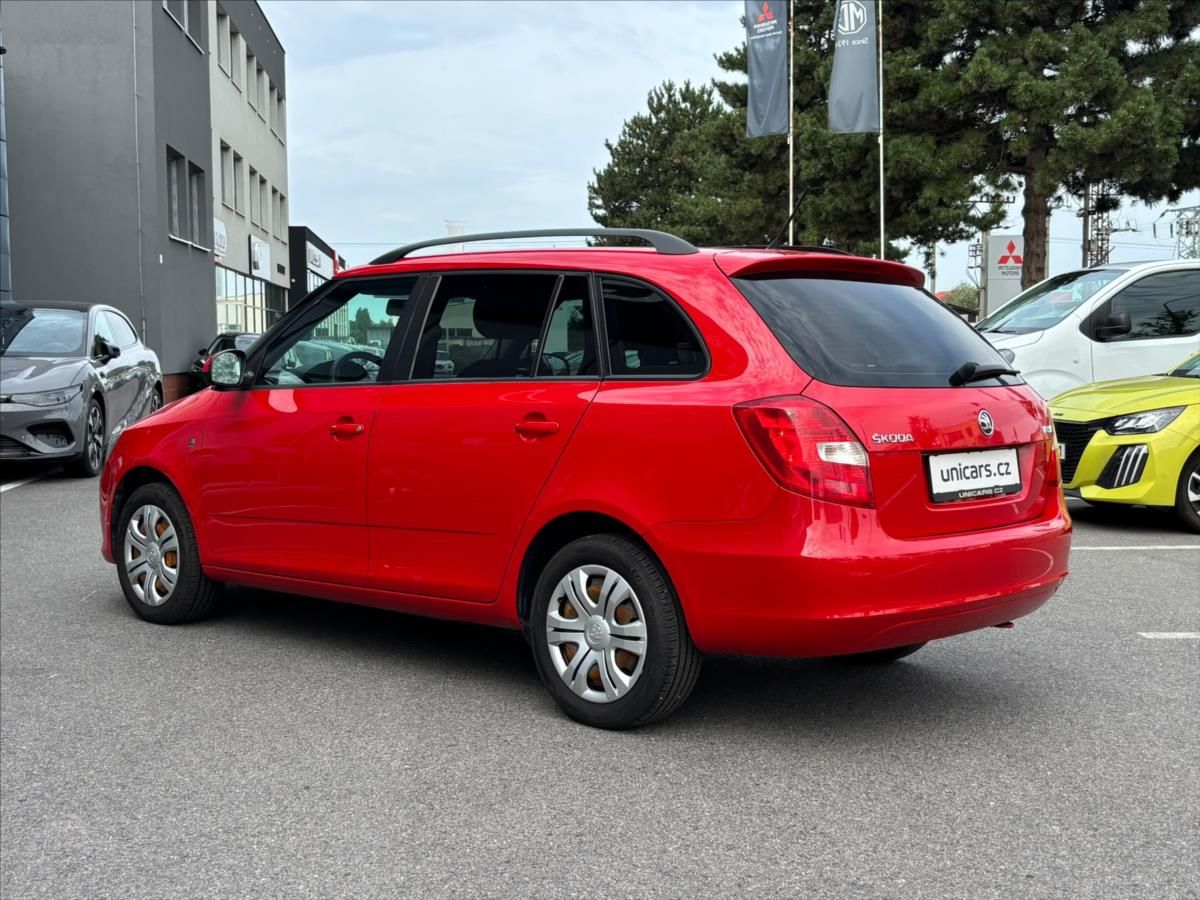Škoda Fabia, 1,4 16V  Active CZ - fotka 4