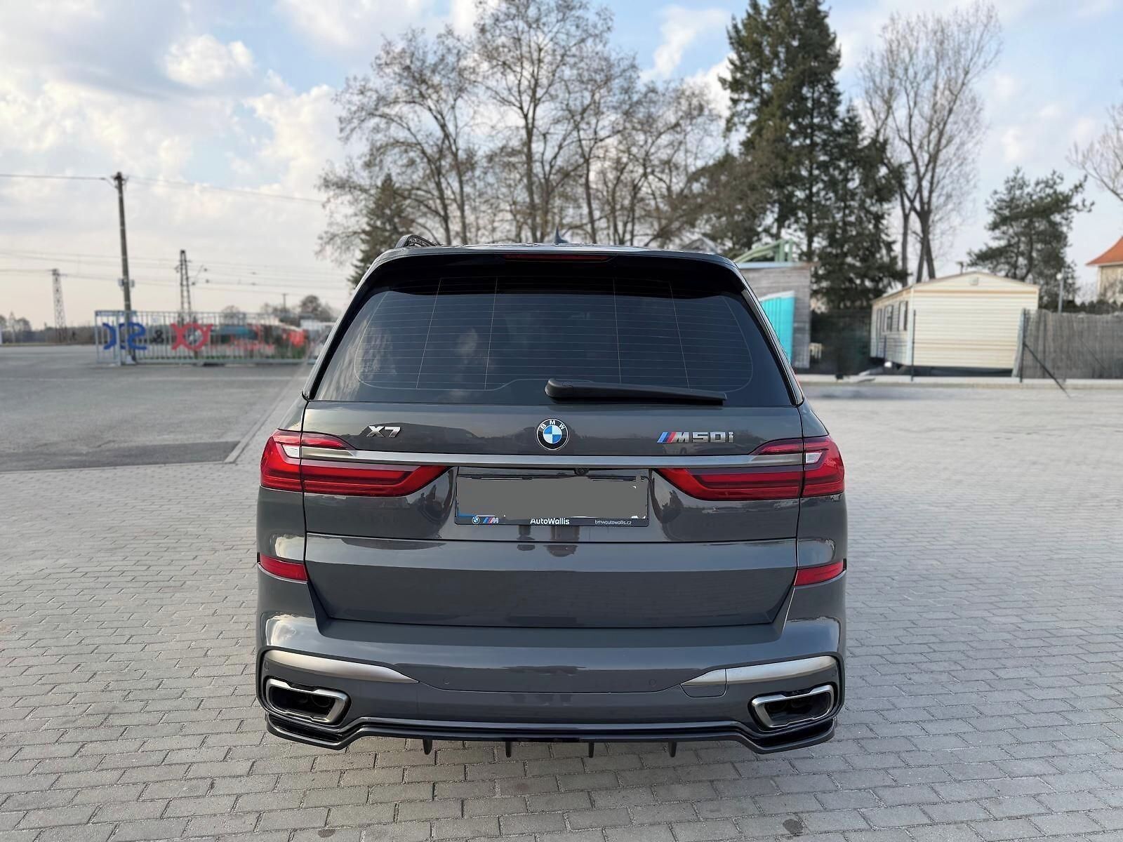BMW X7 - fotka 5