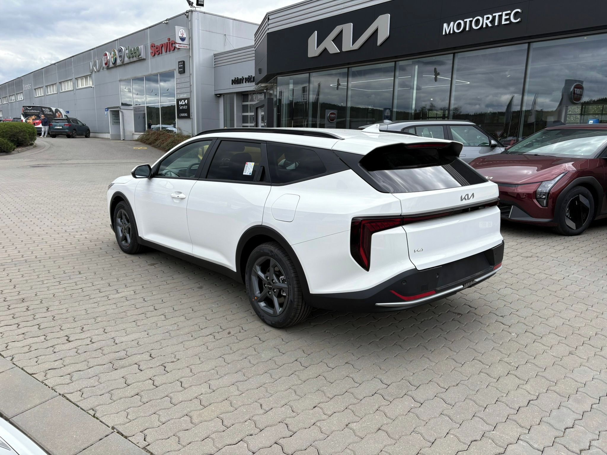 Kia K4, SW 1,6 T-GDi GPF 7DCT SPIN 110 - fotka 5
