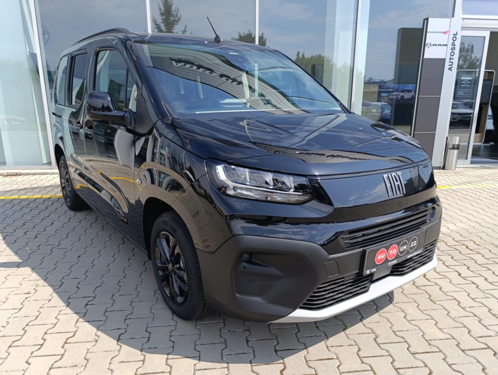 Fiat Qubo L, 1,2 Turbo 110k ICON