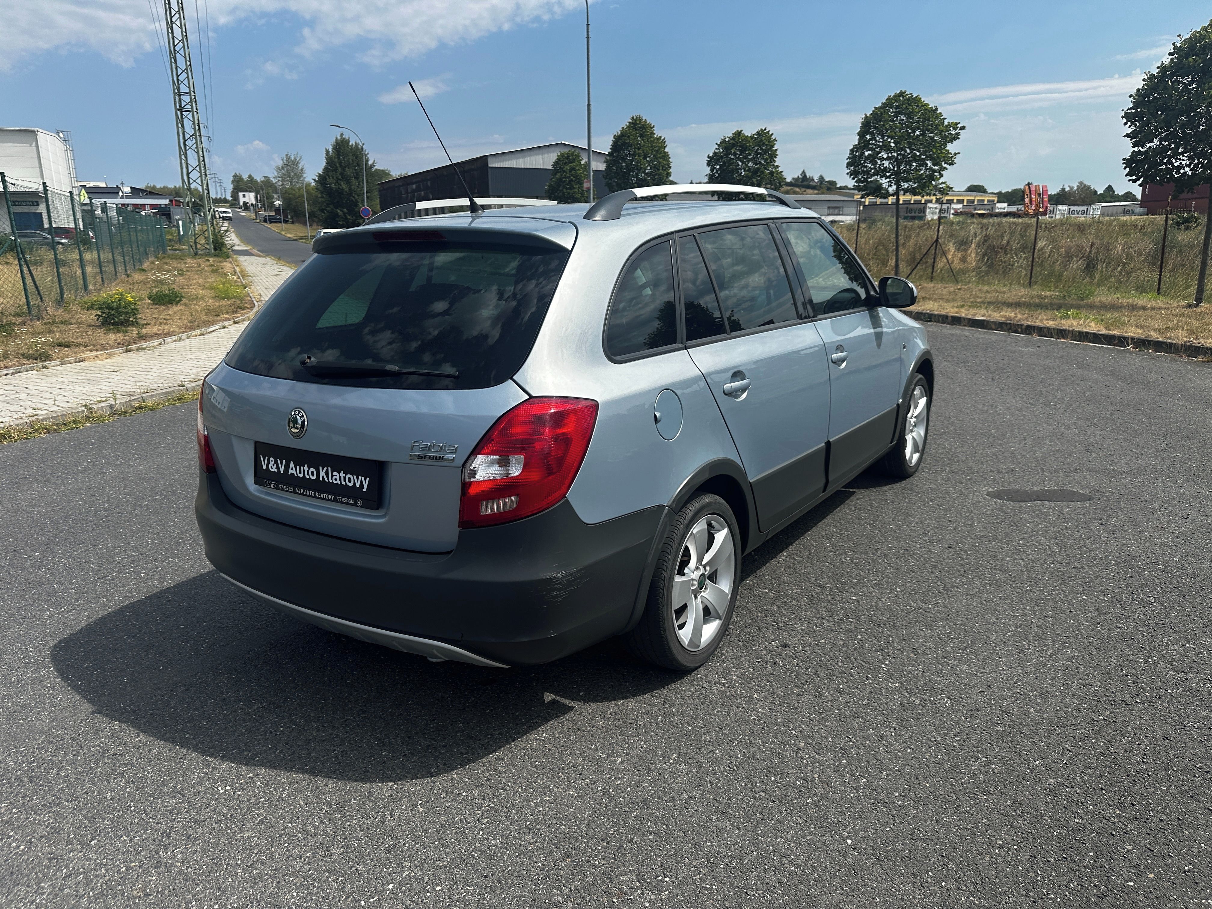 Škoda Fabia, Scout 1.4 16V - fotka 5