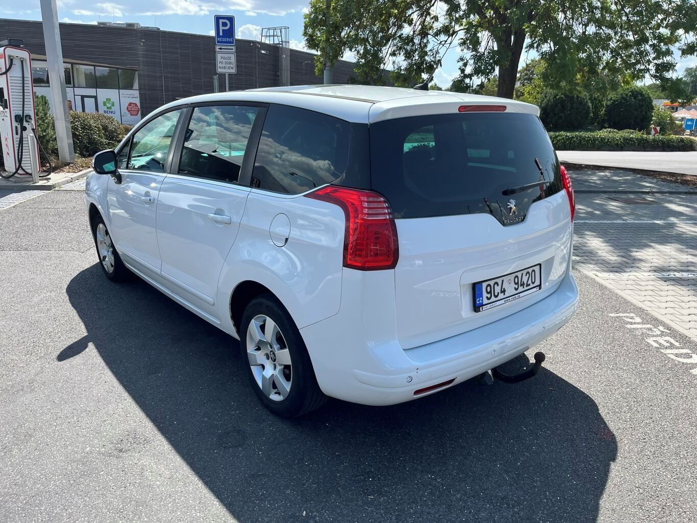 Peugeot 5008, ALLURE 2.0 HDi - fotka 3