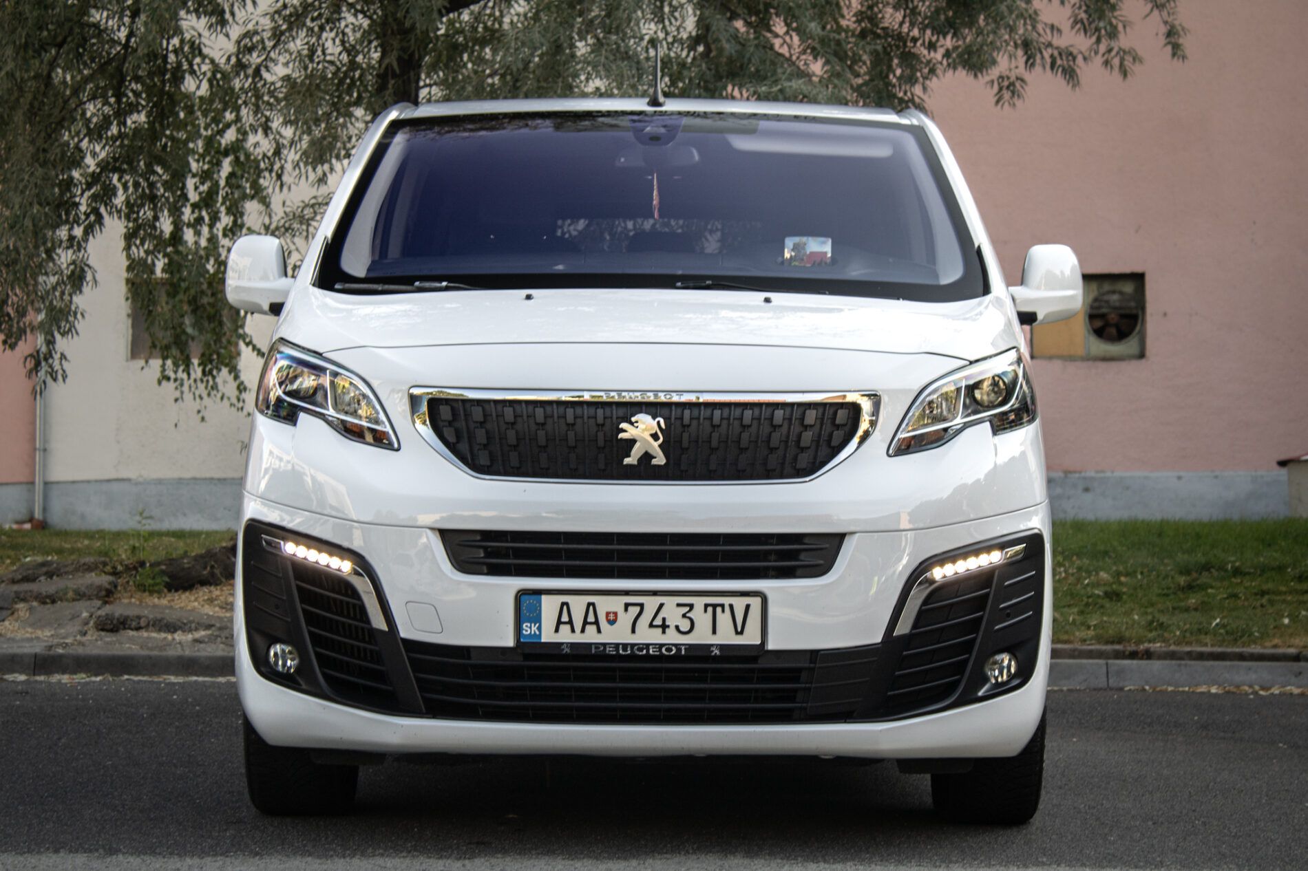 Peugeot Traveller - fotka 3