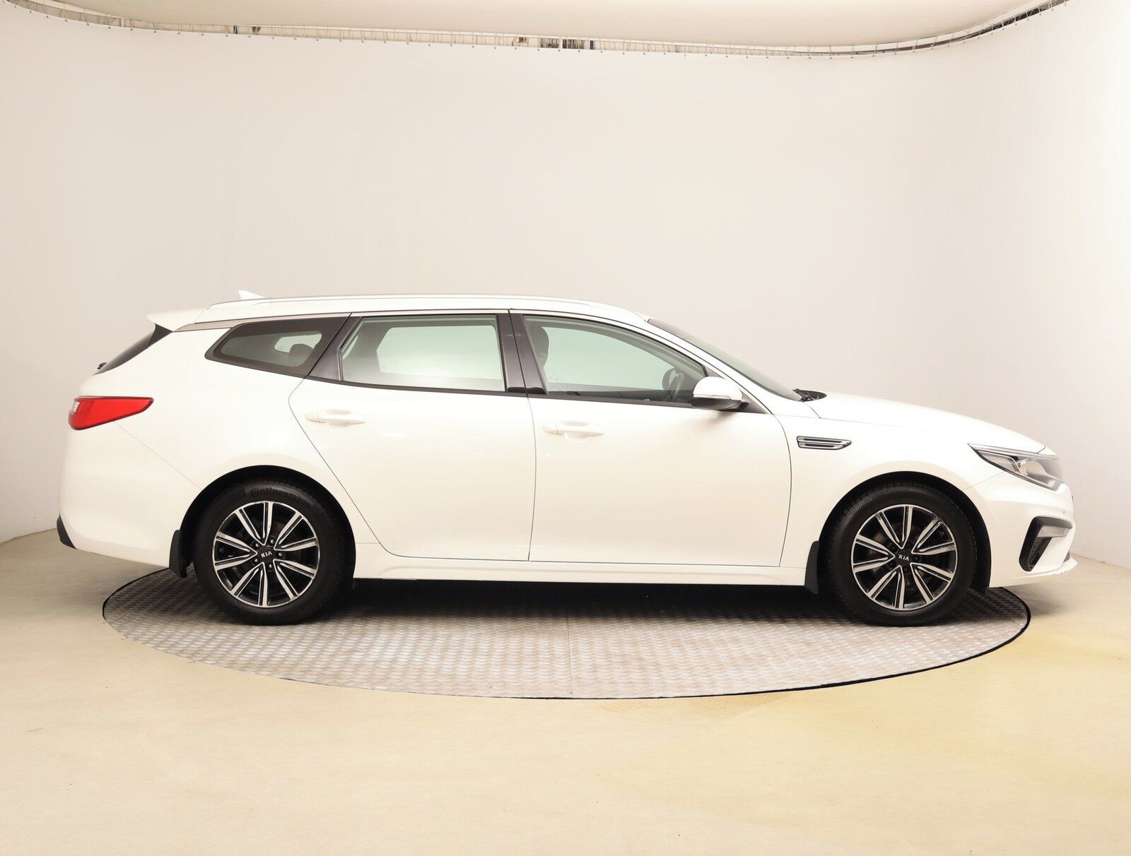 Kia Optima, 1.6 CRDi, Automat, Serv.kniha - fotka 6
