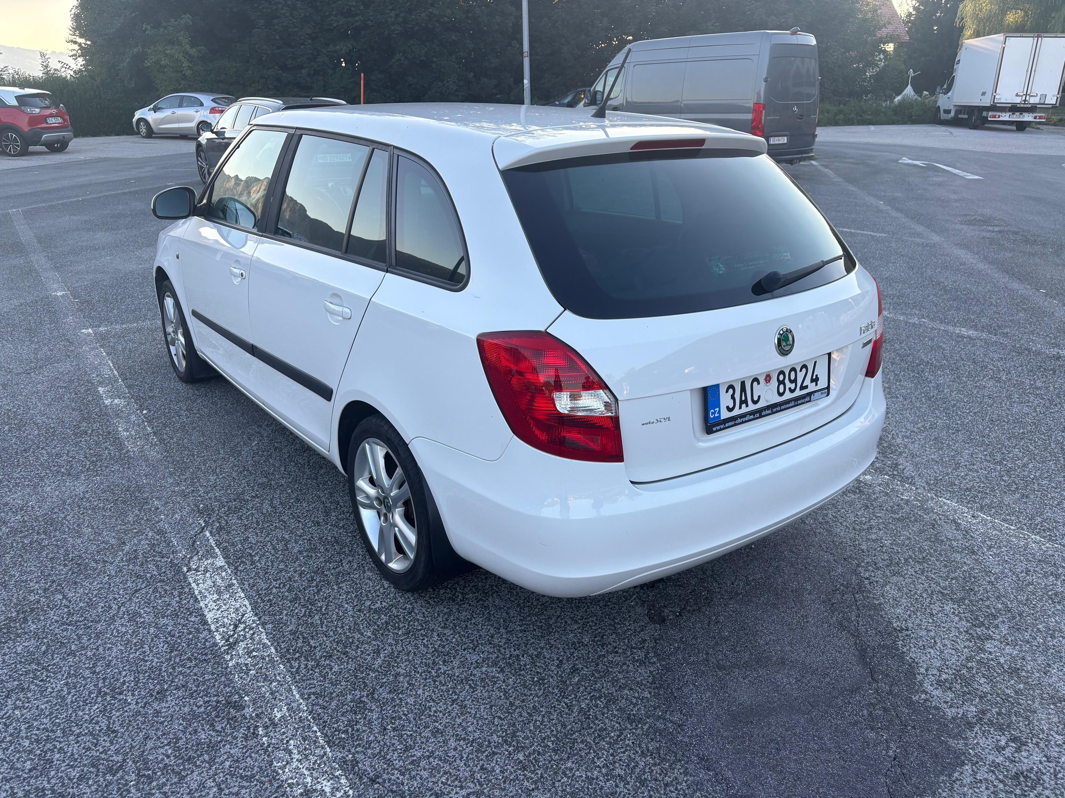Škoda Fabia, Škoda Fabia 2 combi 1.6 TDI - fotka 3