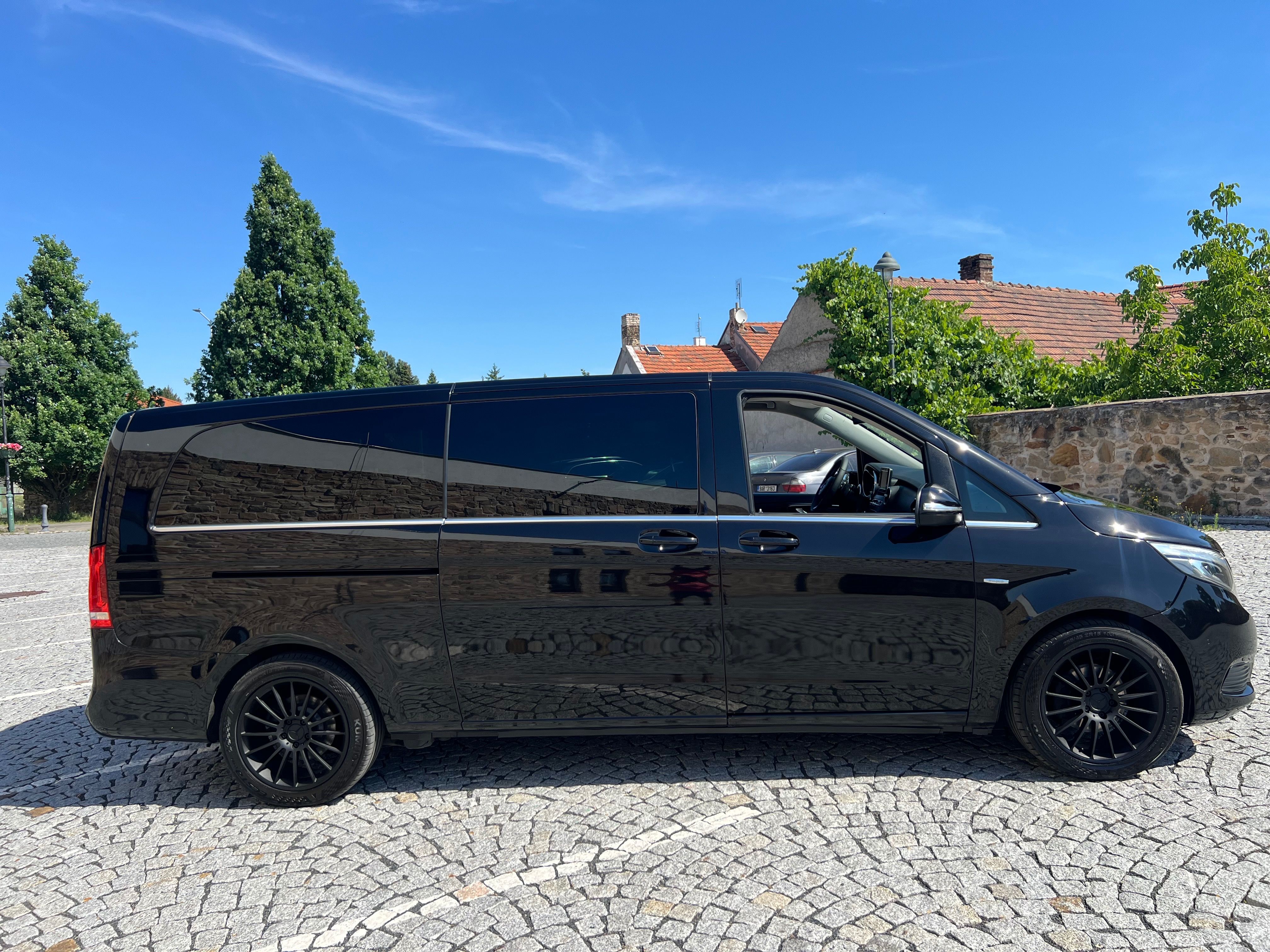 Mercedes-Benz Třídy V, Mercedes v220d w447 Extra long - fotka 5