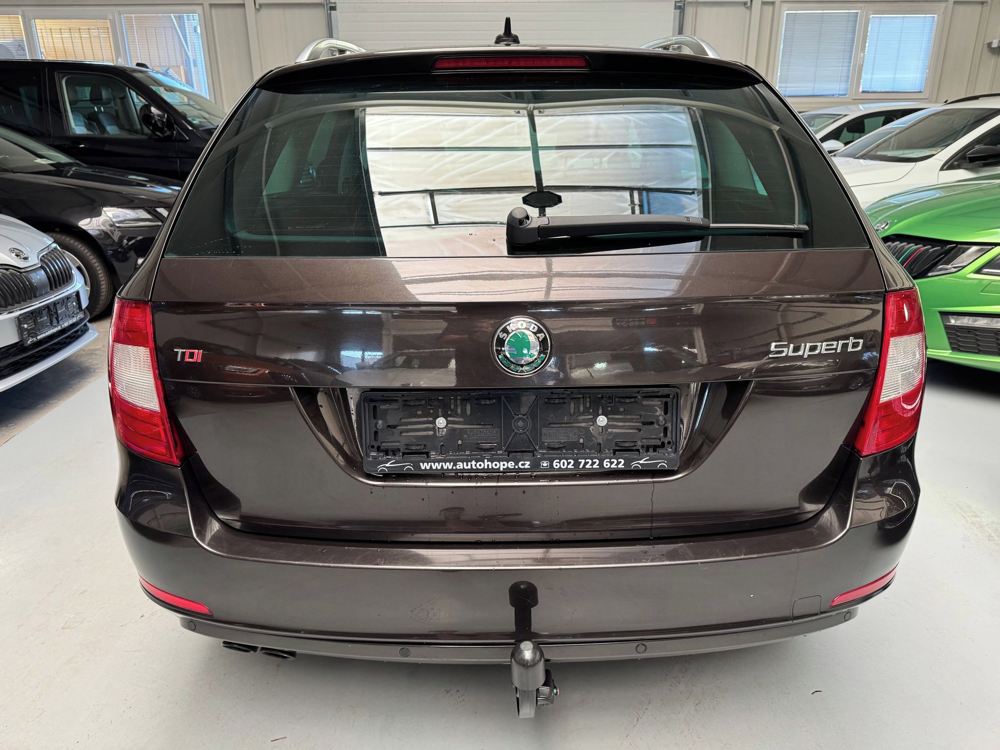 Škoda Superb, combi 2,0 TDi DSG LaK - fotka 5