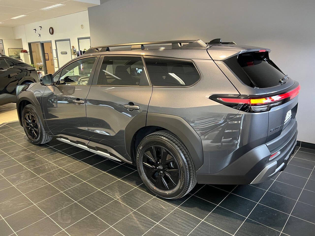 Subaru E-Outback, 74.7 kWh AWD Limited - fotka 4