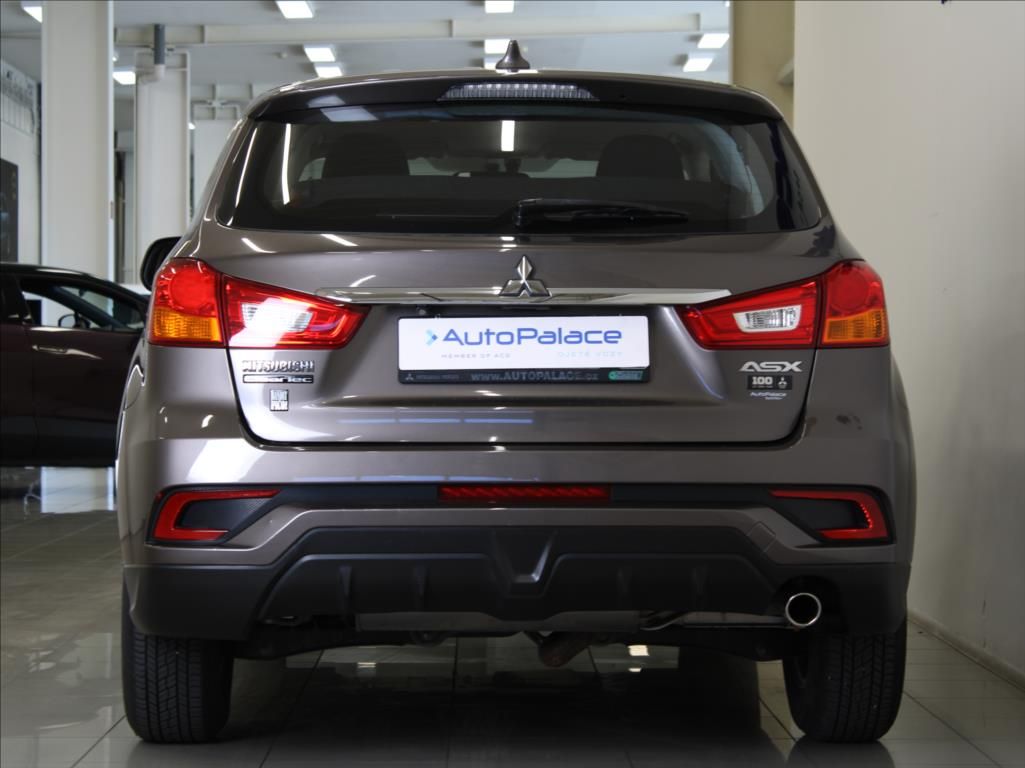 Mitsubishi ASX, 1,6 i 86kW Invite+ 49tkm! ČR - fotka 4
