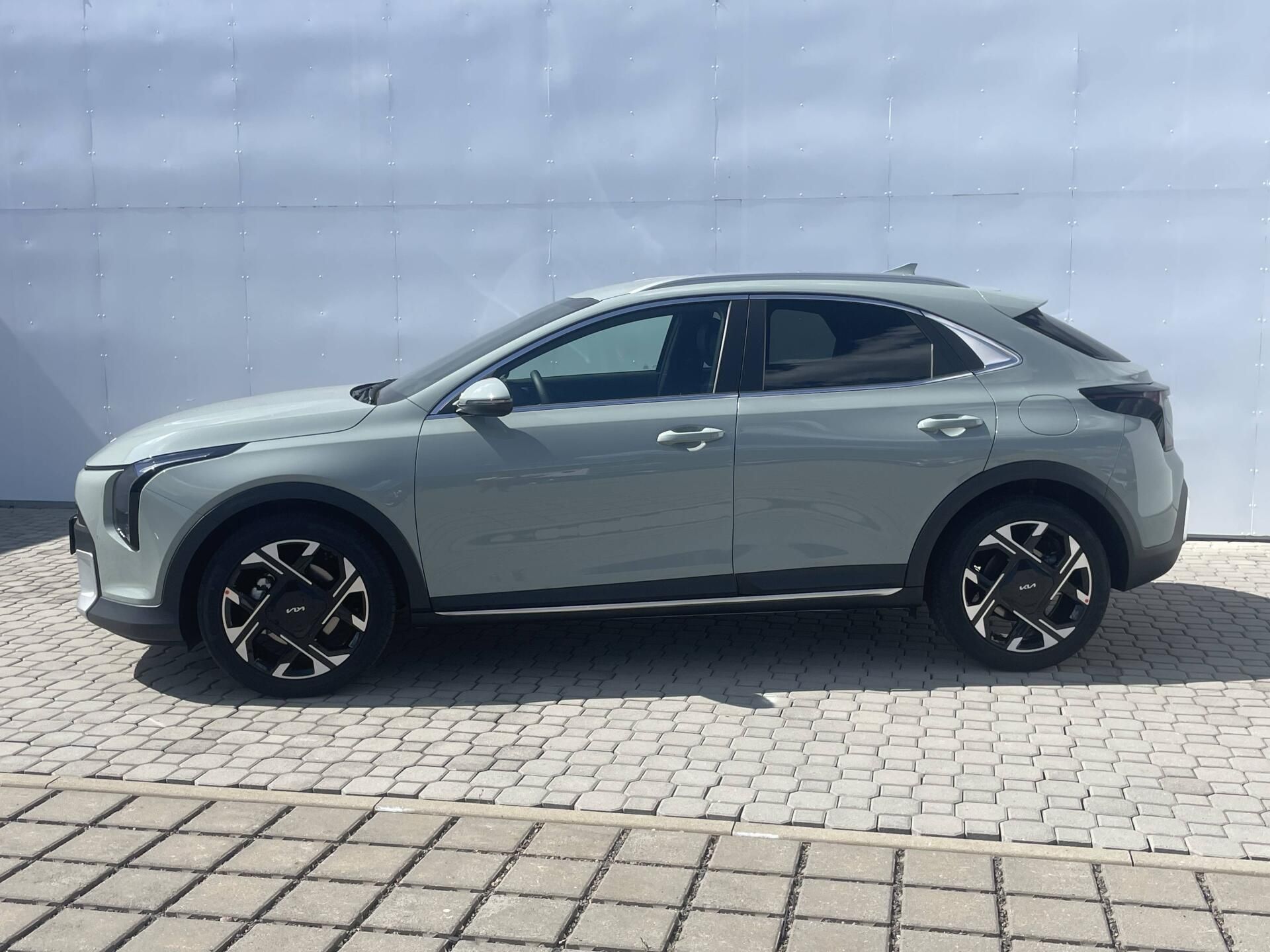 Kia XCee´d, TOP 7DCT 1,6 T-GDi - fotka 4