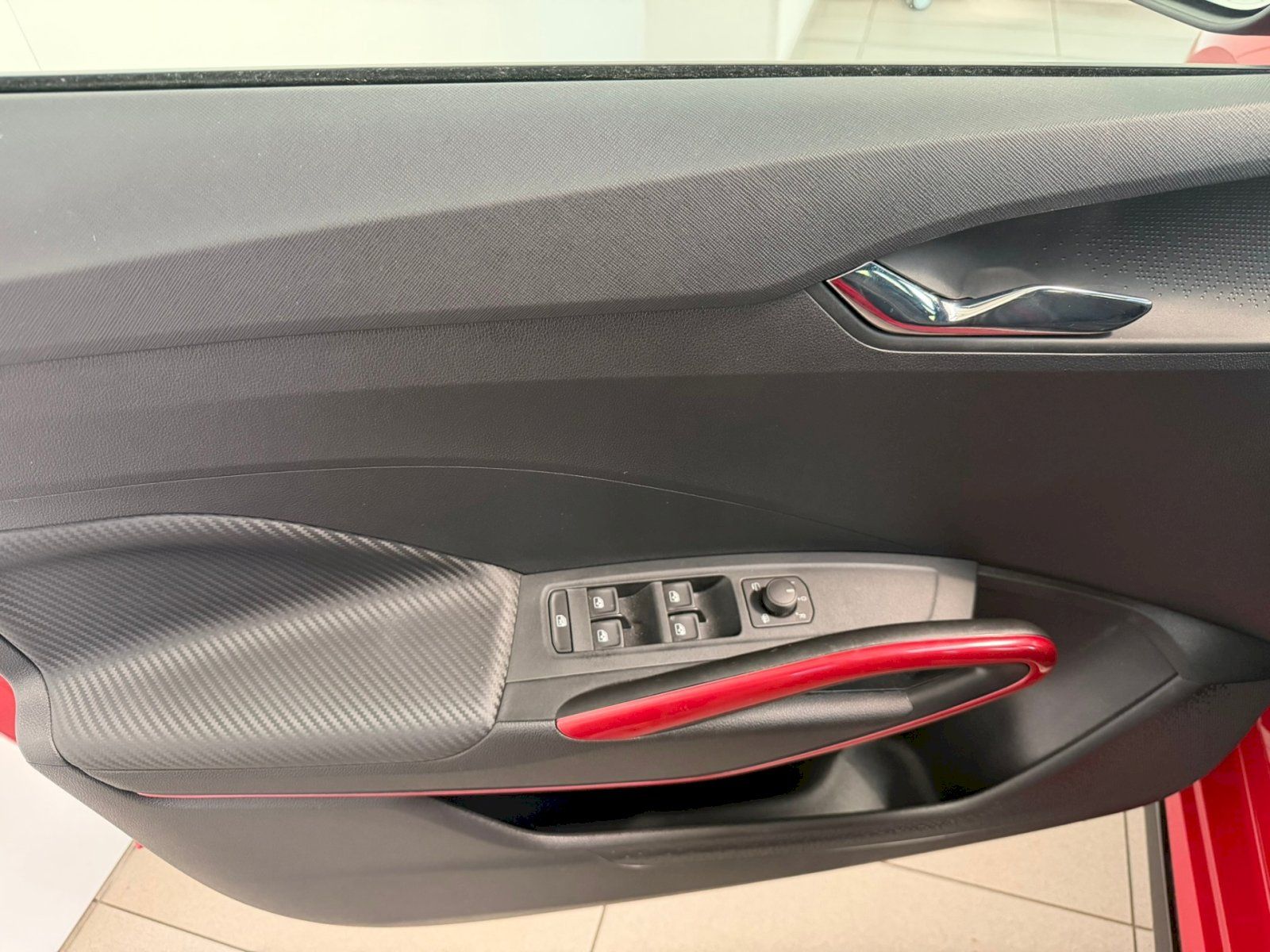 Škoda Fabia, 1.5 TSI 110 kW A7F Monte Carlo - fotka 6