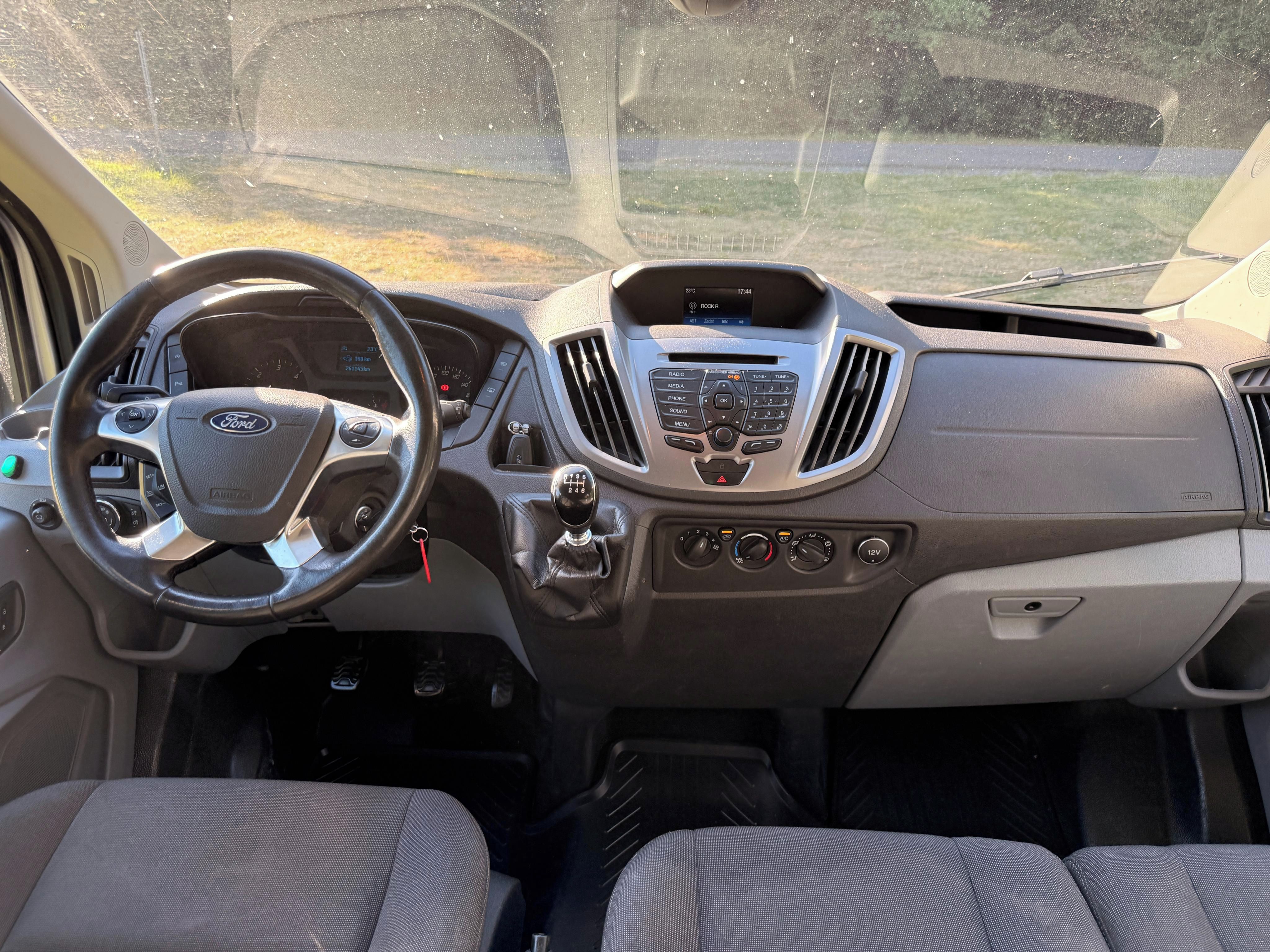 Ford Transit, osobní automobil M1 9míst L3H2 - fotka 5