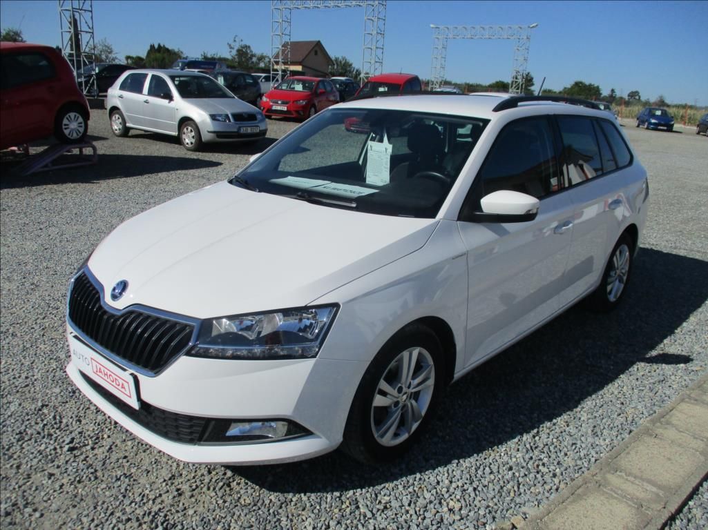 Škoda Fabia, 1,0 TSI, klima,servis,DPH,CZ, - fotka 3
