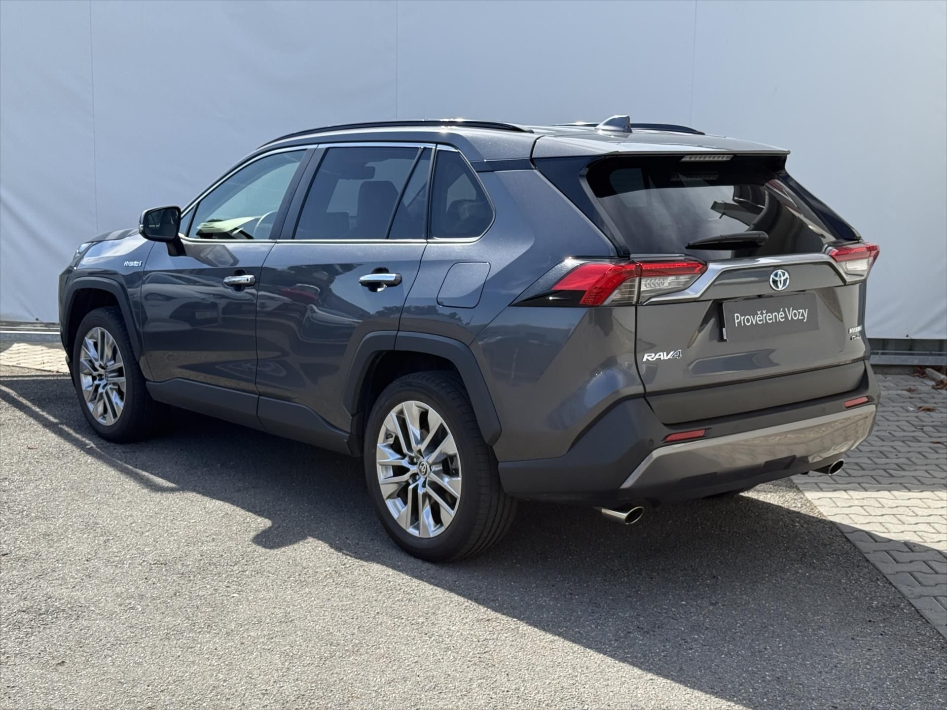 Toyota Rav4, 2,5 Executive, 4x4, Hybrid - fotka 6