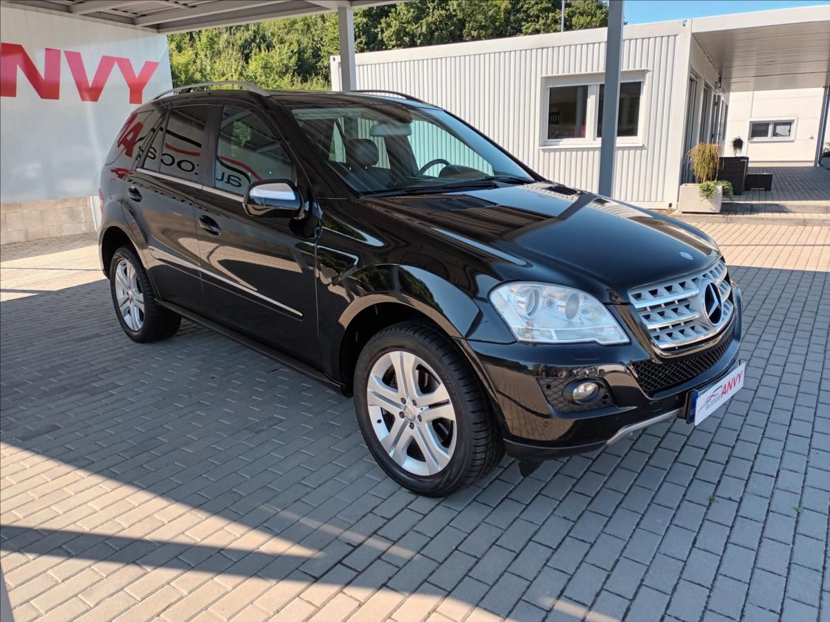 Mercedes-Benz Třídy M, 3,0 350CDI,165KW,KŮŽE,NAVI - fotka 3