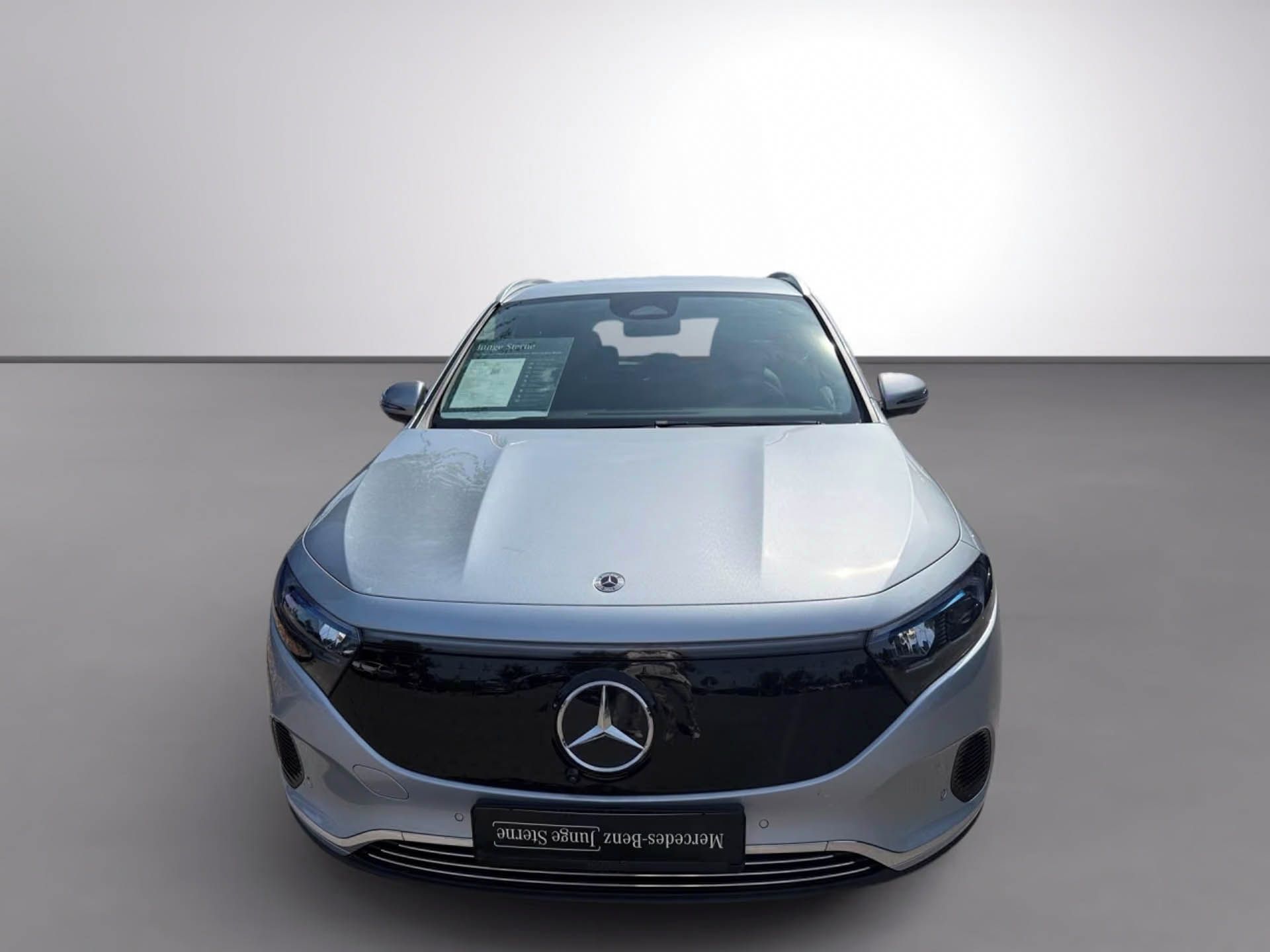 Mercedes-Benz EQA, 300 4M Progressive 360 Keyless - fotka 2