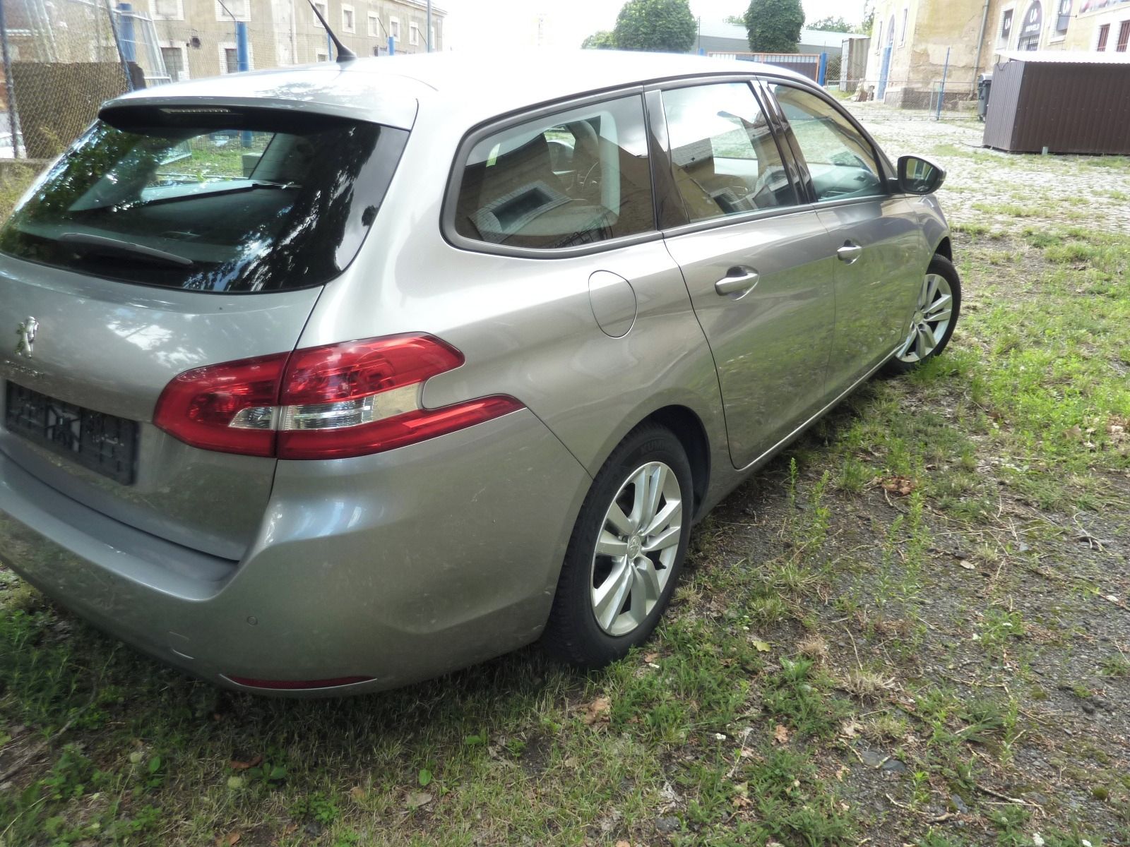 Peugeot 308, Peugeot SW 1.2 12V   96KW - fotka 6