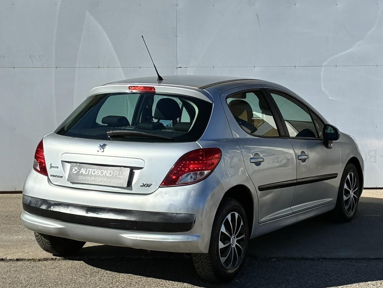 Peugeot 207, 1.4 16V VTi Active - fotka 2