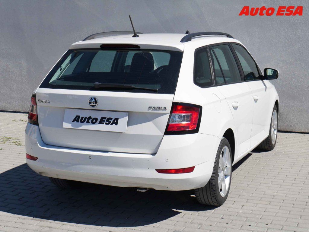 Škoda Fabia, 1.0TSI - fotka 4