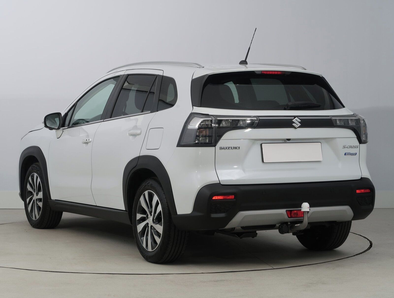 Suzuki SX4 S-Cross, 1.4 BoosterJet, 4X4, ČR,1.maj - fotka 4
