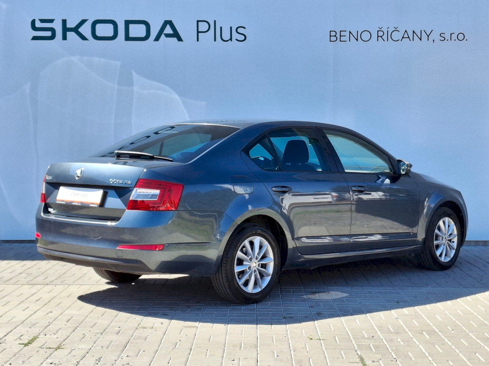 Škoda Octavia, Ambition 1,2TSi 81kW - fotka 2