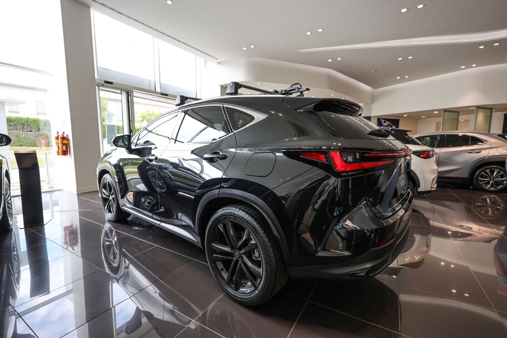 Lexus NX 350h, 350h 2.5 HEV PRESTIGE - fotka 5