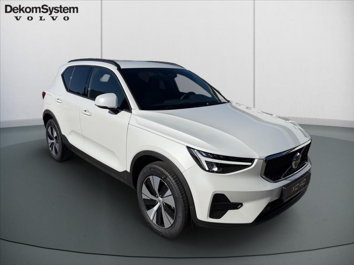 Volvo XC40, 2,0 B3 Core 8273 - fotka 3
