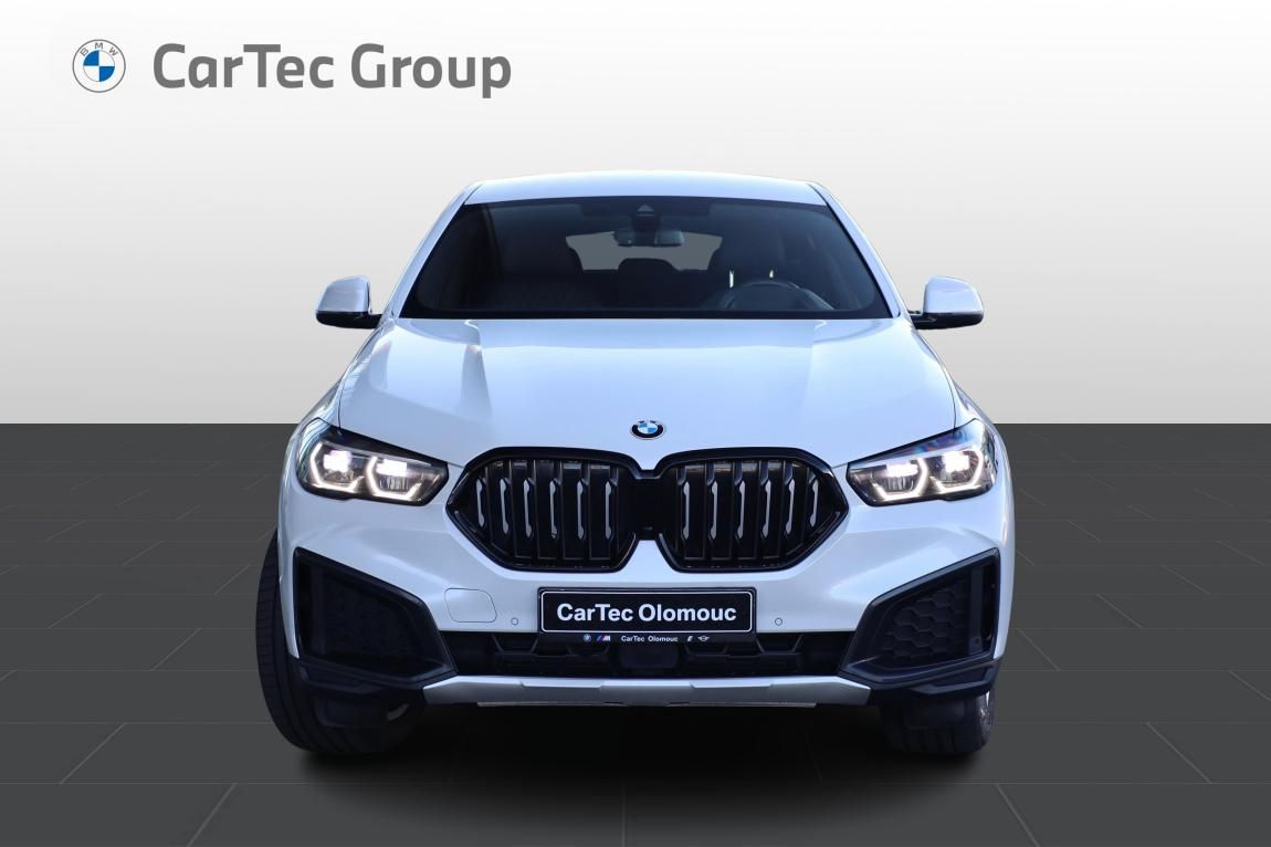 BMW X6, xDrive40d - fotka 2