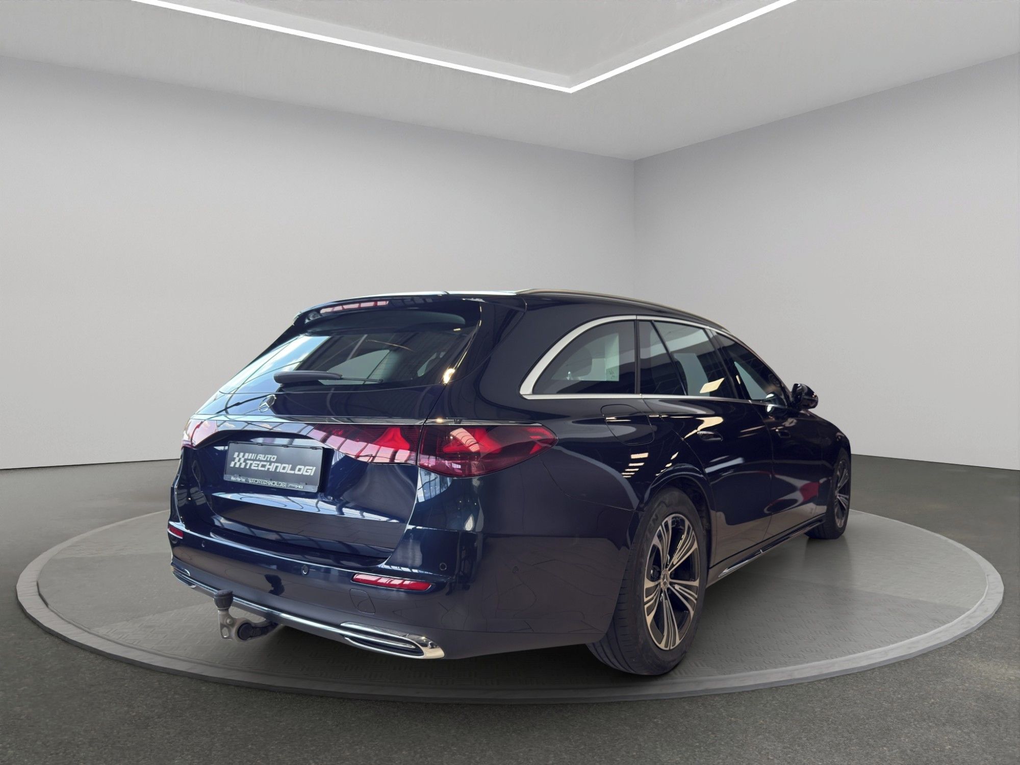 Mercedes-Benz Třídy E - fotka 5