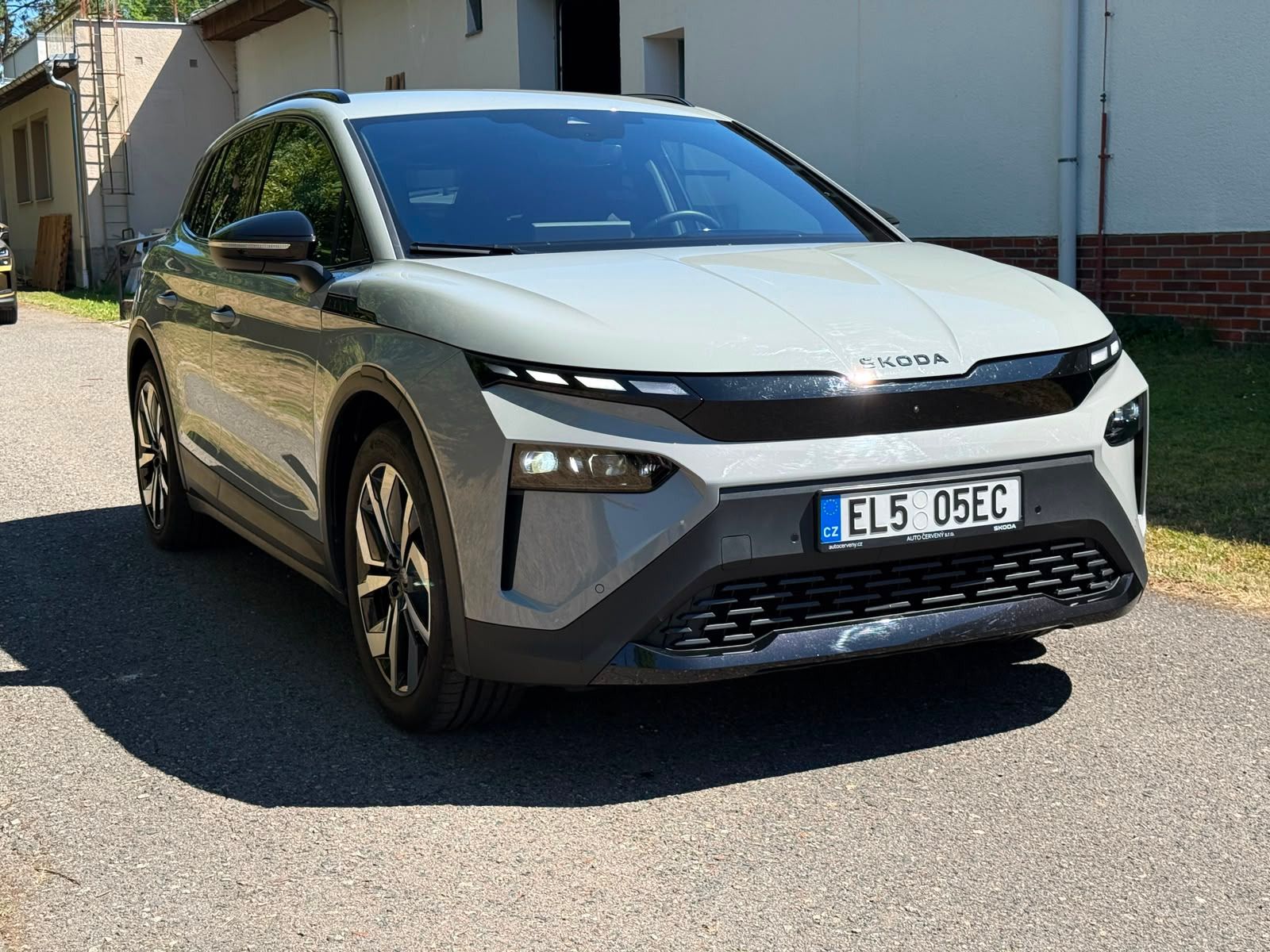 Škoda Elroq, Sportline 85 210kW - fotka 4