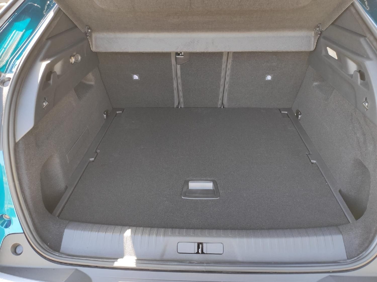 Peugeot 3008, Business 1.2 HYBRID 145k GRIP - fotka 6