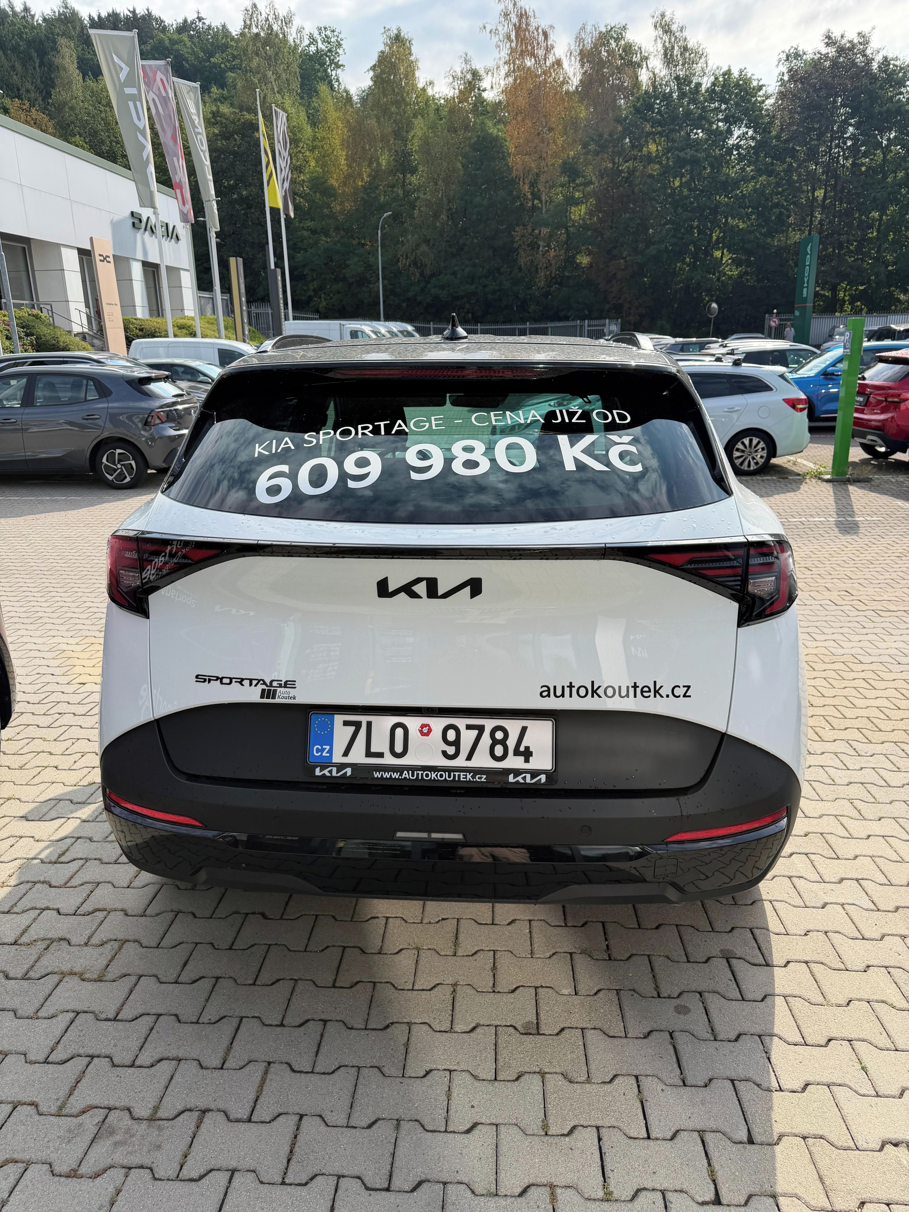 Kia Sportage, 1,6T-GDI 7DCT Black Edition - fotka 6