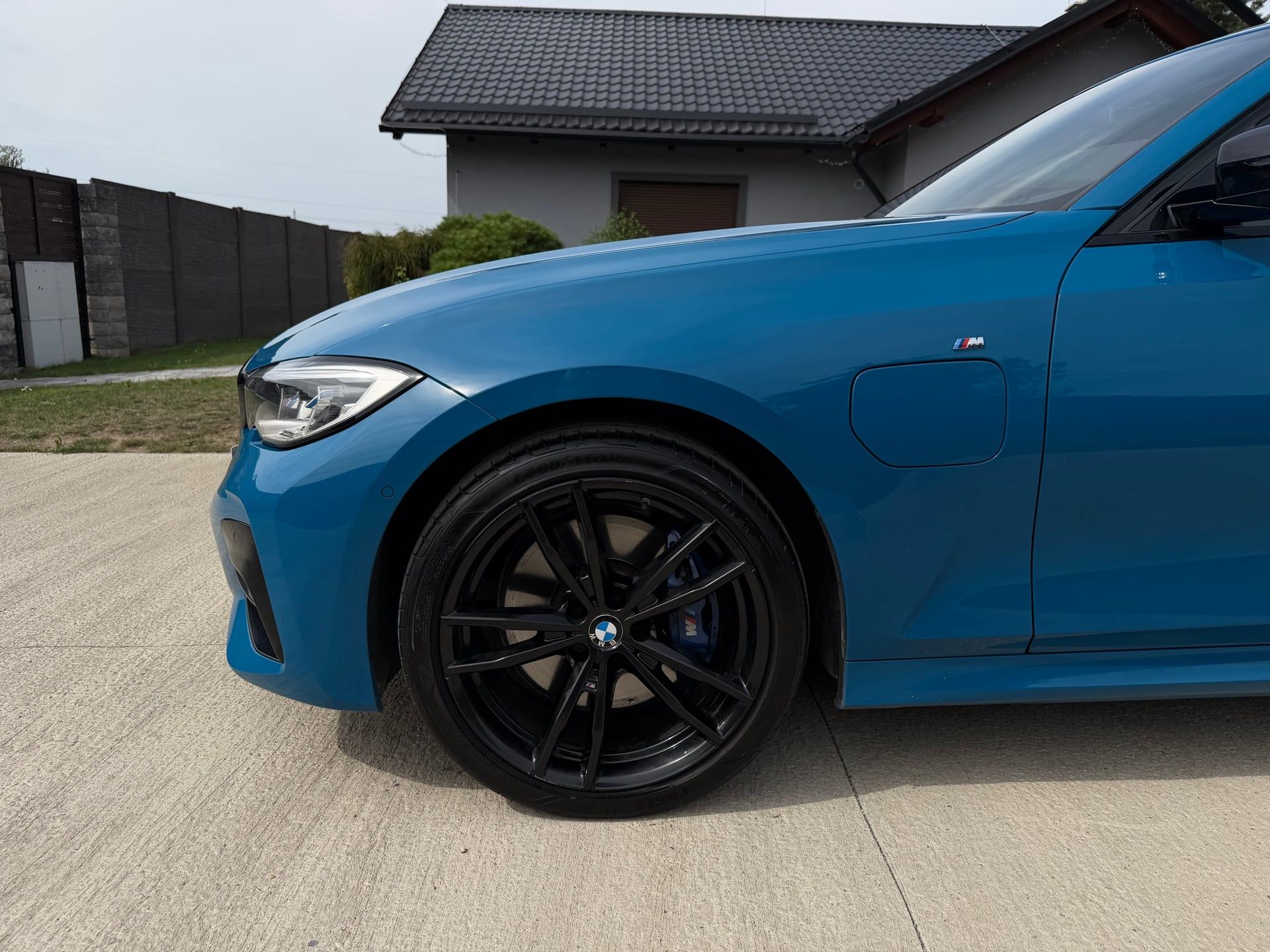 BMW Řada 3, 330e/Individual/záruka/G20 - fotka 6