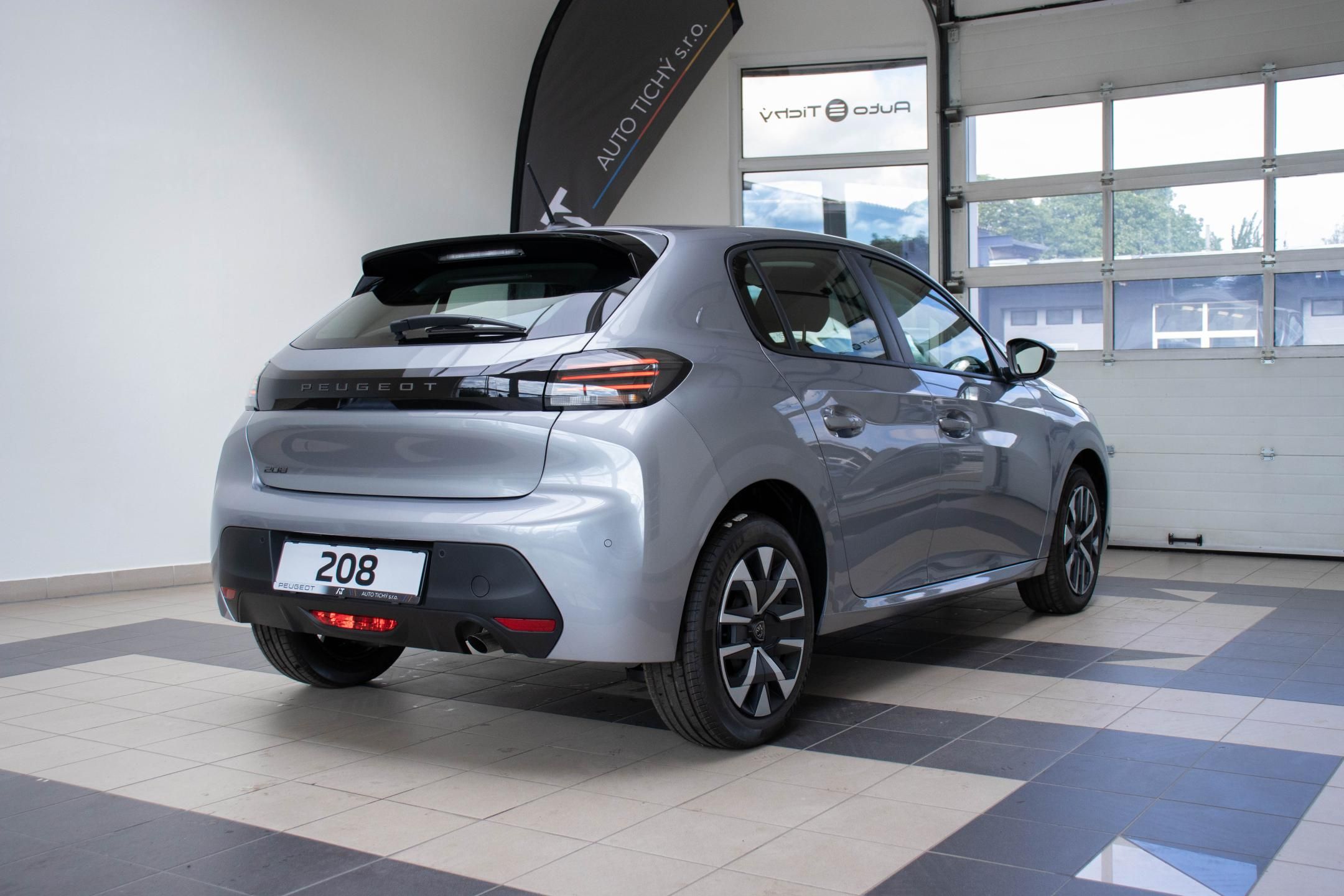 Peugeot 208, STYLE Turbo 100 MAN6 - fotka 4