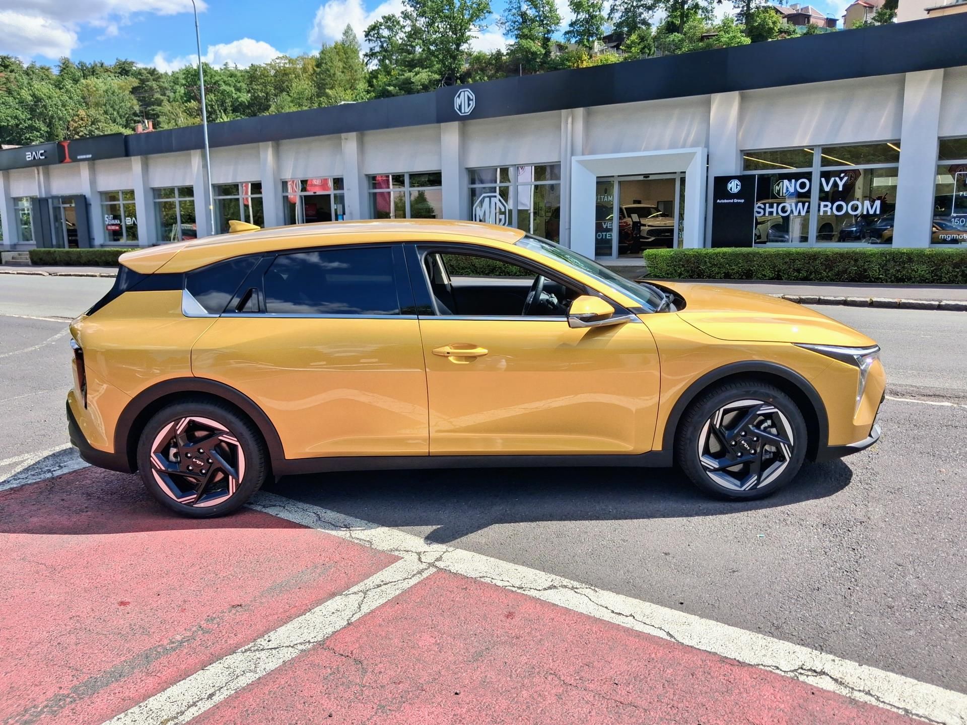Kia K4, TOP 1.6 T-GDi 132kW 7DCT - fotka 4