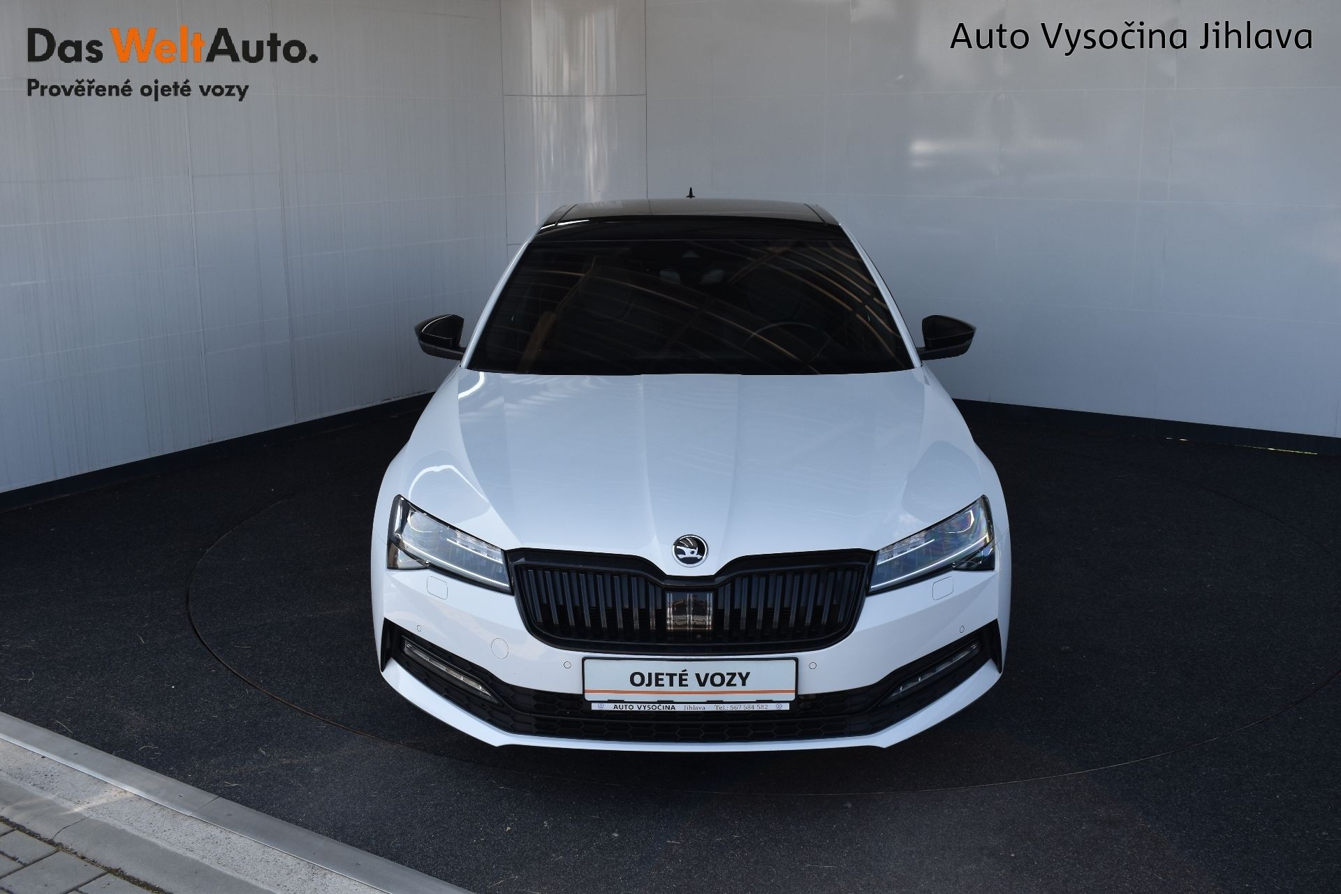 Škoda Superb, 2.0TDI 147kW DSG Sportline 4x4 - fotka 4