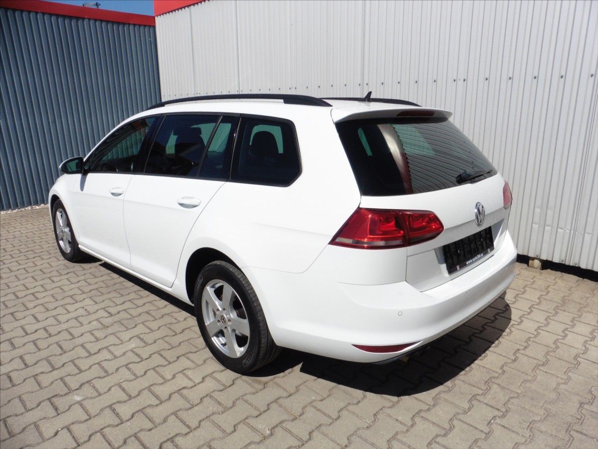 Volkswagen Golf, 1,6 1,6 TDI Comfortline 4Mot - fotka 3
