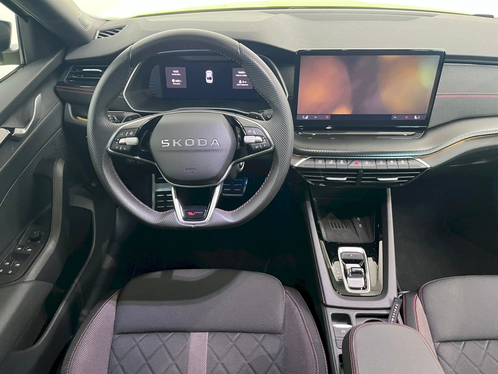 Škoda Octavia, 2.0. TSI 195 kW A7F - fotka 5