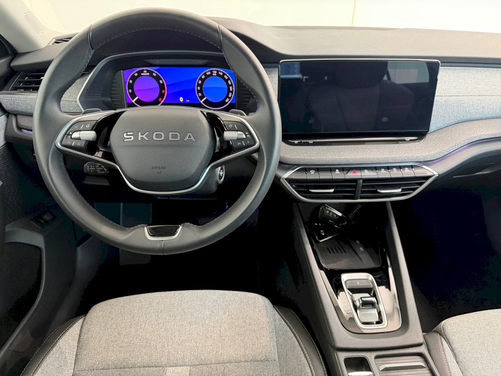 Škoda Octavia, 1.5 TSI 110 kW A7F M-HEV TOP S - fotka 5
