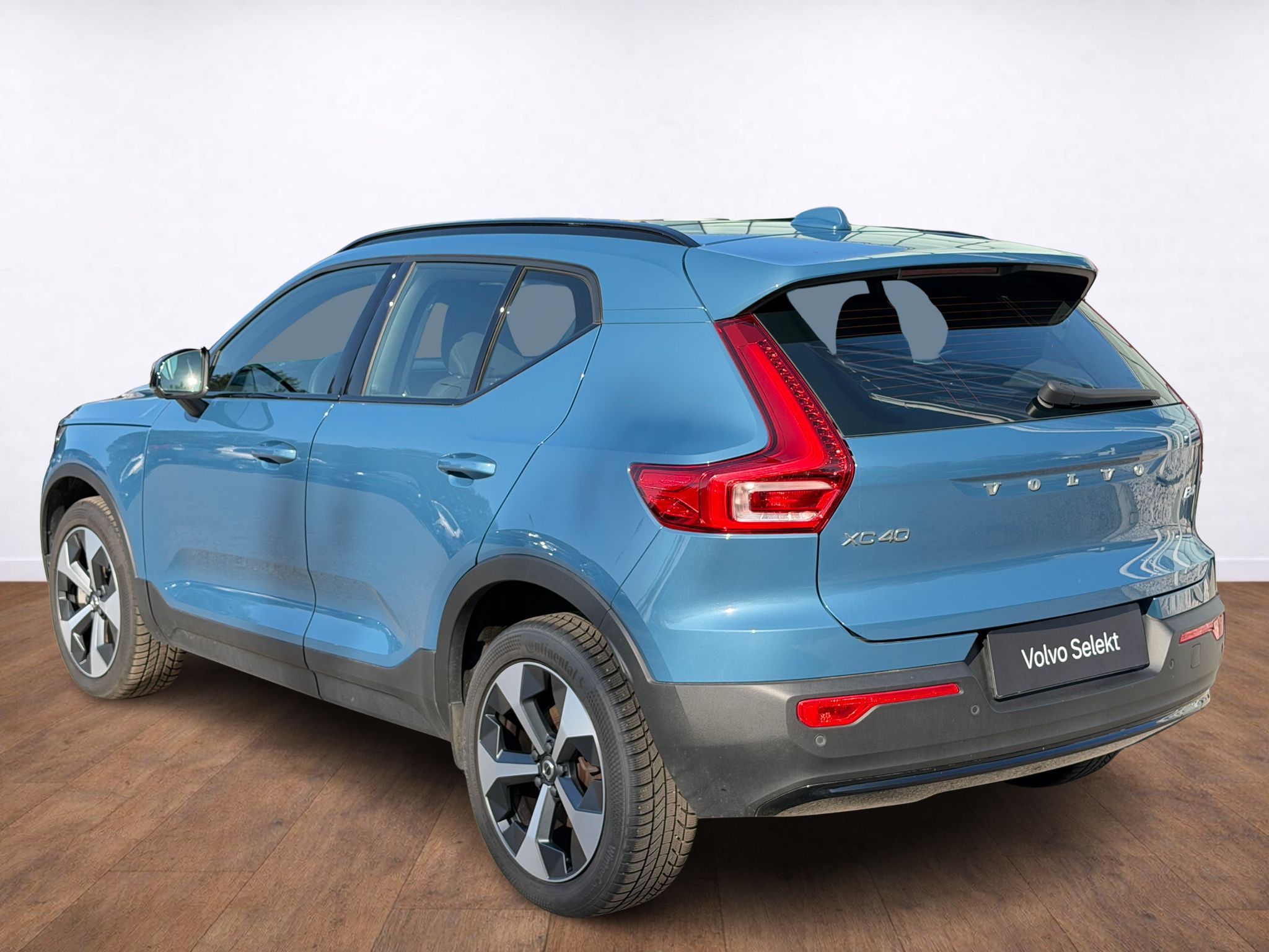 Volvo XC40, ULTIMATE DARK B4, PIXEL LED, N - fotka 3
