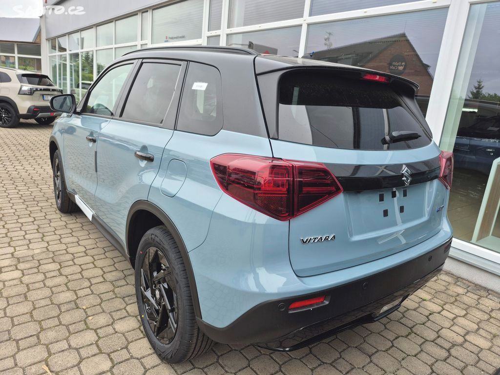 Suzuki Vitara, 1,4 Elegance 4x4 AllGrip Black - fotka 5