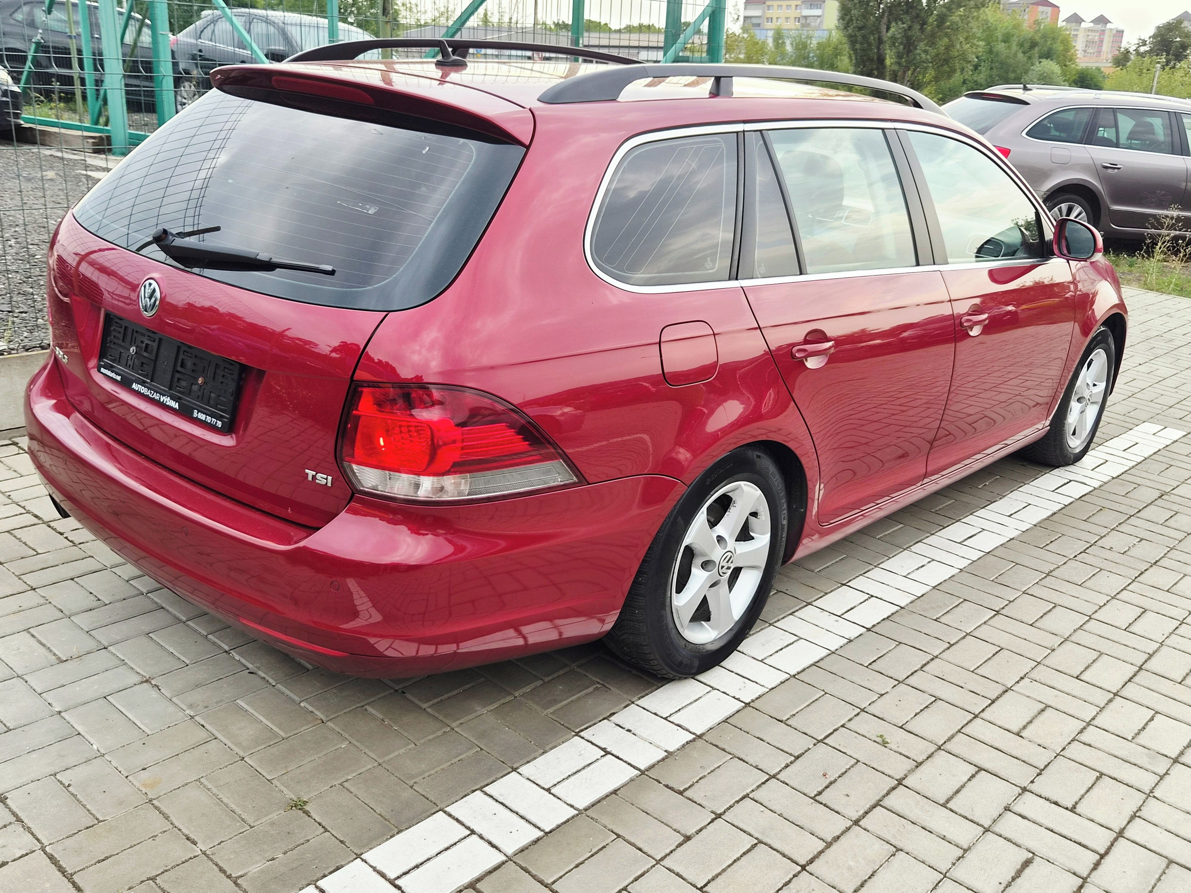 Volkswagen Golf, 1.2 TSI - TOP STAV - fotka 6