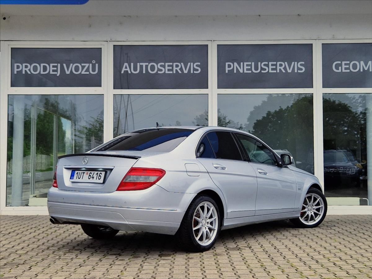 Mercedes-Benz Třídy C, 2,2 CDI AVANTGARDE MAN TOPSTAV - fotka 6
